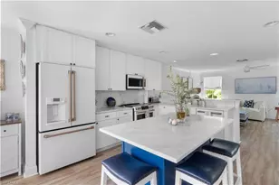 719 Park Ave, Naples, FL 34110 - Photo 9