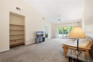 193 Robin Hood Cir, Naples, FL 34104 - Photo 13