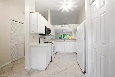 193 Robin Hood Cir #203, Naples, FL 34104 - Photo 15