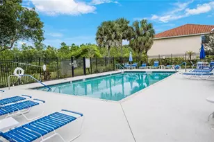 193 Robin Hood Cir, Naples, FL 34104 - Photo 29