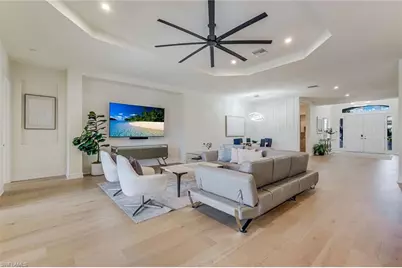 11110 Canal Grande Dr, Fort Myers, FL 33913 - Photo 5