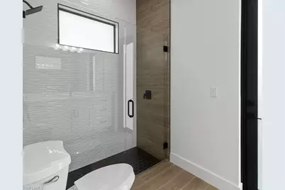 2070 20th Ave NE, Naples, FL 34120 - Photo 15