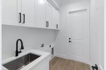 2070 20th Ave NE, Naples, FL 34120 - Photo 17
