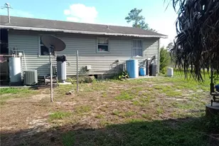 406 W 8th St, Lehigh Acres, FL 33972 - Photo 9