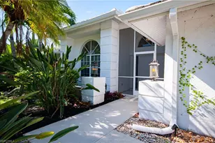 559 Henley Dr, Naples, FL 34104 - Photo 3