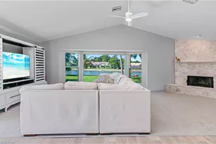 559 Henley Dr, Naples, FL 34104 - Photo 11