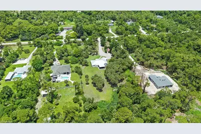 556 6th St SE, Naples, FL 34117 - Photo 47