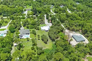 556 6th St SE, Naples, FL 34117 - Photo 47