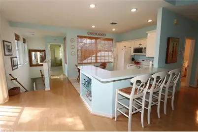 25100 Goldcrest Dr #122, Bonita Springs, FL 34134 - Photo 3