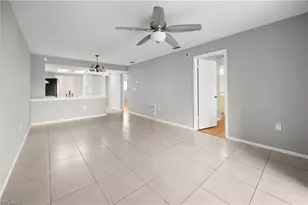 2700 Park Windsor Dr, Fort Myers, FL 33901 - Photo 9