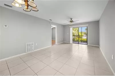 2700 Park Windsor Dr #714, Fort Myers, FL 33901 - Photo 5