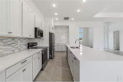 1241 NW 33rd Ave, Cape Coral, FL 33993 - Photo 9