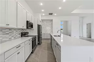 1241 NW 33rd Ave, Cape Coral, FL 33993 - Photo 9