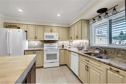 8624 Eleuthera Ct, Fort Myers, FL 33907 - Photo 5