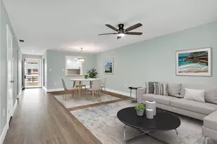 300 Valley Stream Dr, Naples, FL 34113 - Photo 3