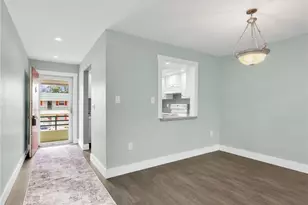 300 Valley Stream Dr, Naples, FL 34113 - Photo 17