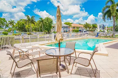 1686 Blue Point Ave #B9, Naples, FL 34102 - Photo 33
