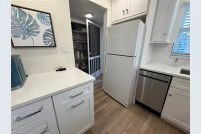 180 Turtle Lake Ct #206, Naples, FL 34105 - Photo 5