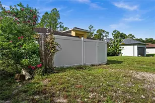 2440 31st Ave NE, Naples, FL 34120 - Photo 21