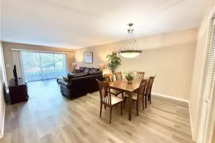 509 Roma Ct, Naples, FL 34110 - Photo 3