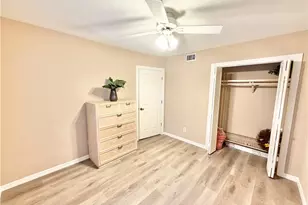 509 Roma Ct, Naples, FL 34110 - Photo 21