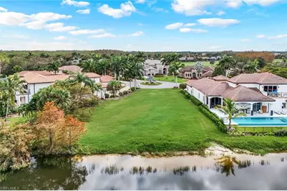 12440 Vittoria Way, Fort Myers, FL 33912 - Photo 11