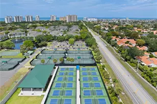 831 Sailaway Ln, Naples, FL 34108 - Photo 37