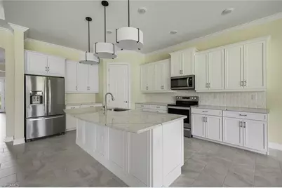28113 Captiva Shell Loop, Bonita Springs, FL 34135 - Photo 7