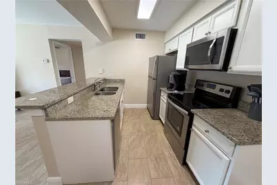 5327 Summerlin Rd #2707, Fort Myers, FL 33919 - Photo 9