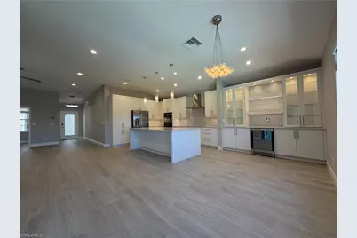 7080 Timberland Cir, Naples, FL 34109 - Photo 11