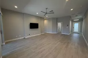 7080 Timberland Cir, Naples, FL 34109 - Photo 5
