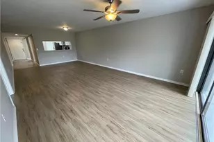 1200 Commonwealth Cir, Naples, FL 34116 - Photo 7