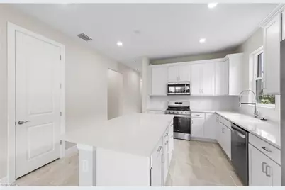 7148 Chapel Creek Ln, North Fort Myers, FL 33917 - Photo 11