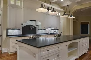 2263 Coach House Ln, Naples, FL 34105 - Photo 23