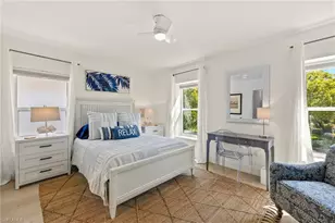 1060 6th St S, Naples, FL 34102 - Photo 11