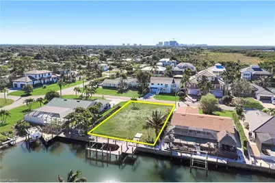 207 6th St, Bonita Springs, FL 34134 - Photo 9