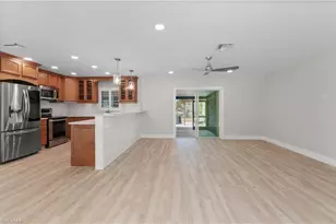 54 Liberty Ln, Naples, FL 34112 - Photo 5