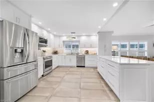 523 107th Ave N, Naples, FL 34108 - Photo 11