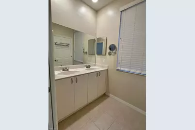 3265 Amanda Ln #7, Naples, FL 34109 - Photo 9
