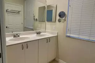 3265 Amanda Ln, Naples, FL 34109 - Photo 9