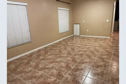3265 Amanda Ln #7, Naples, FL 34109 - Photo 3