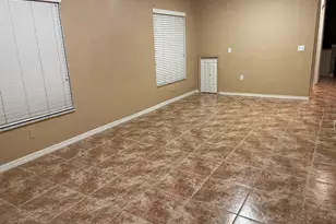3265 Amanda Ln, Naples, FL 34109 - Photo 3