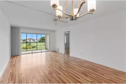 13 High Point Cir N #209, Naples, FL 34103 - Photo 7