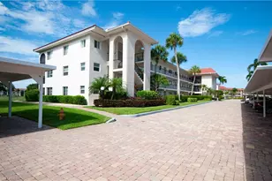 13 High Point Cir N, Naples, FL 34103 - Photo 29