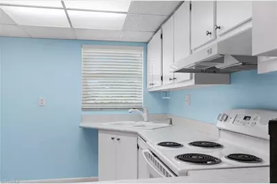 13 High Point Cir N #209, Naples, FL 34103 - Photo 13