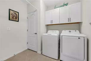 6959 Avalon Cir, Naples, FL 34112 - Photo 13