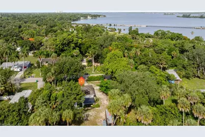 211 Palmacea Rd, Fort Myers, FL 33905 - Photo 41