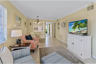 5 High Point Cir W #104, Naples, FL 34103 - Photo 9