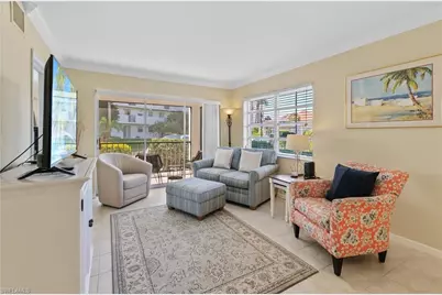 5 High Point Cir W #104, Naples, FL 34103 - Photo 5