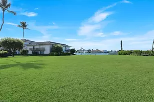 3400 Gulf Shore Blvd N, Naples, FL 34103 - Photo 21